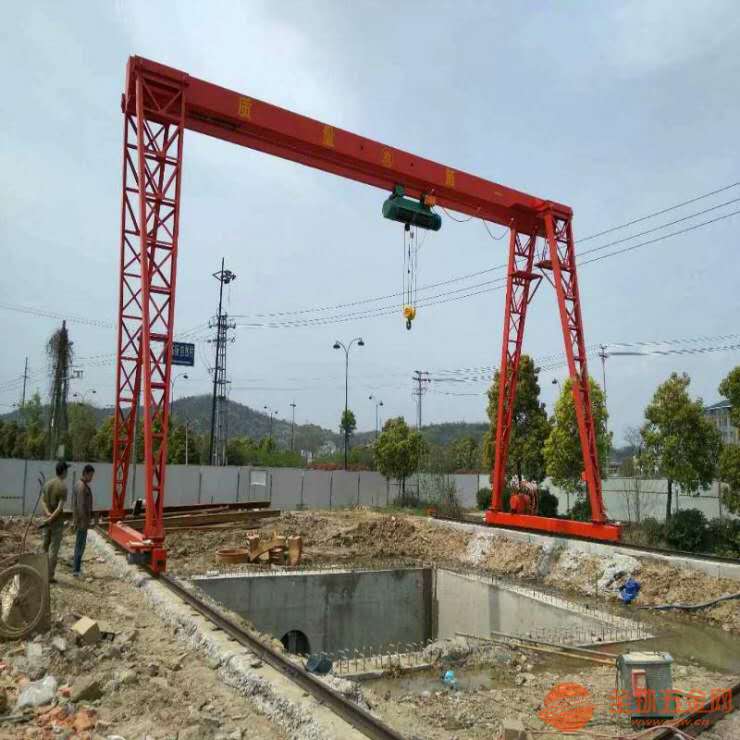 MHh型電動(dòng)葫蘆門式起重機(jī)